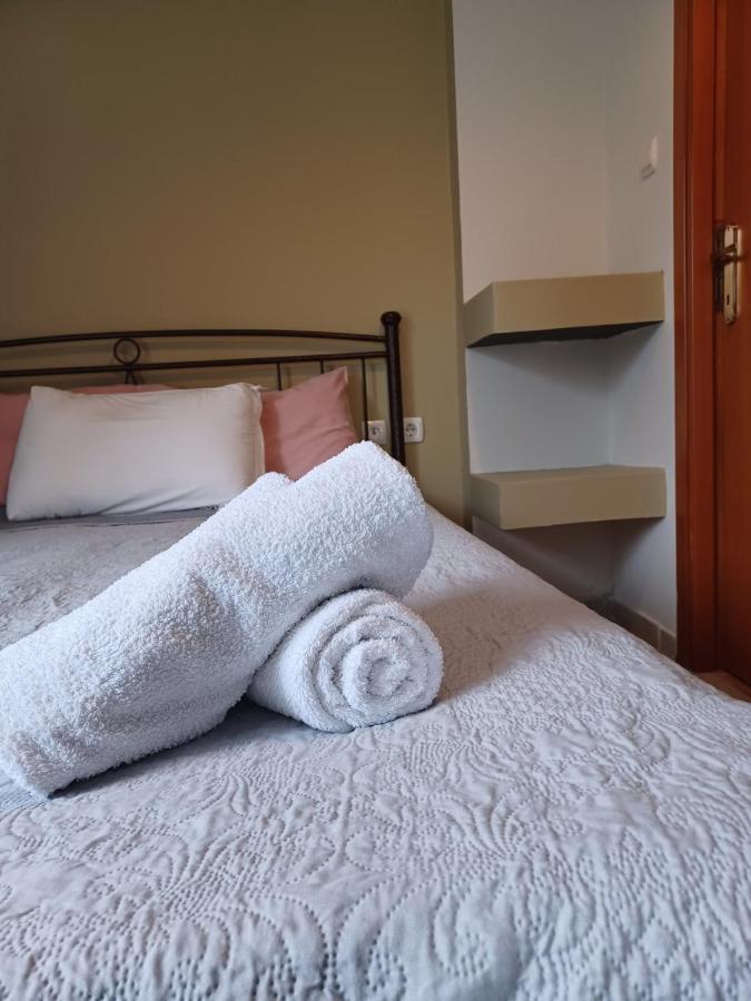 Guest Room Serres Bagian luar foto