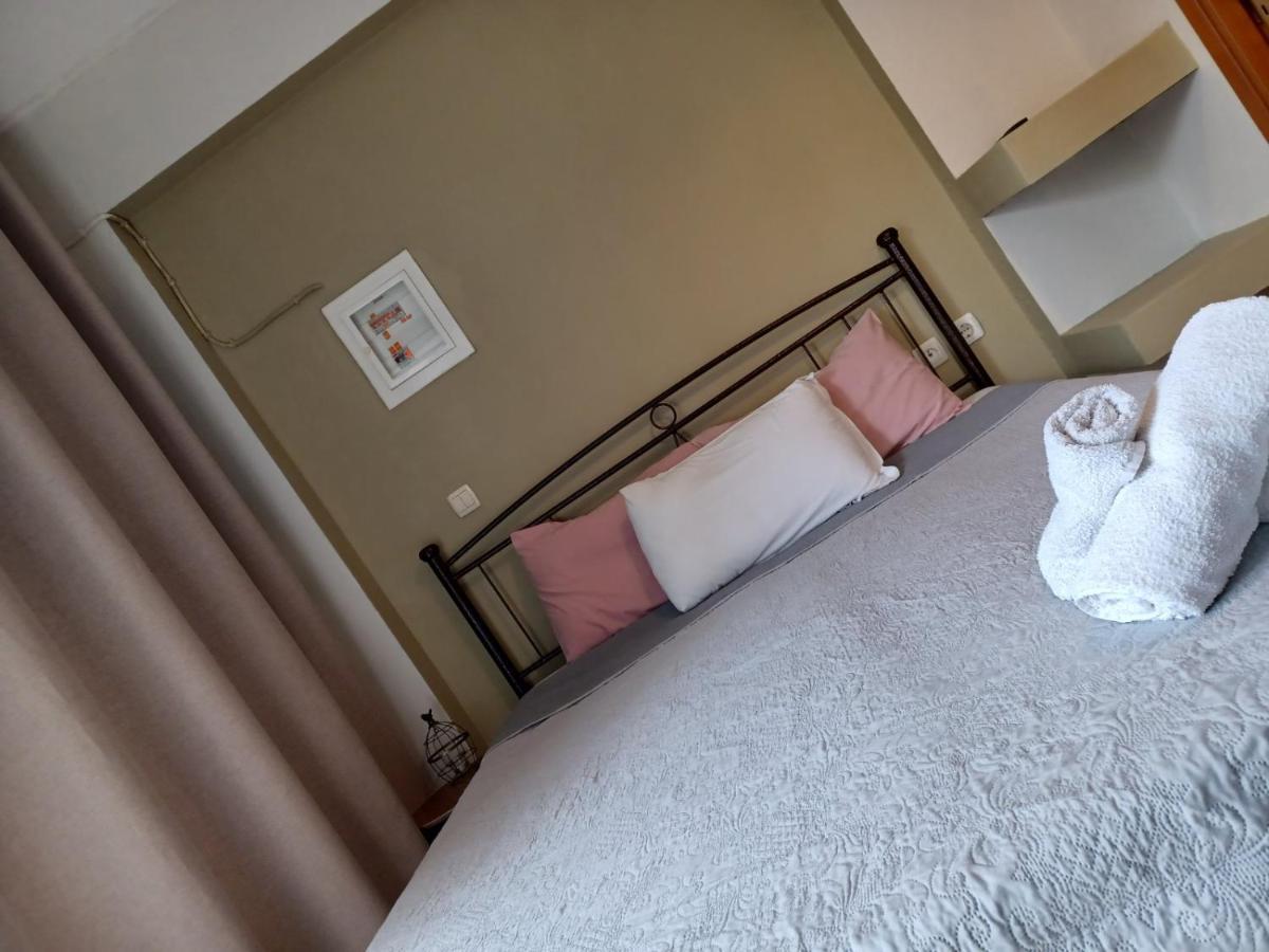 Guest Room Serres Bagian luar foto
