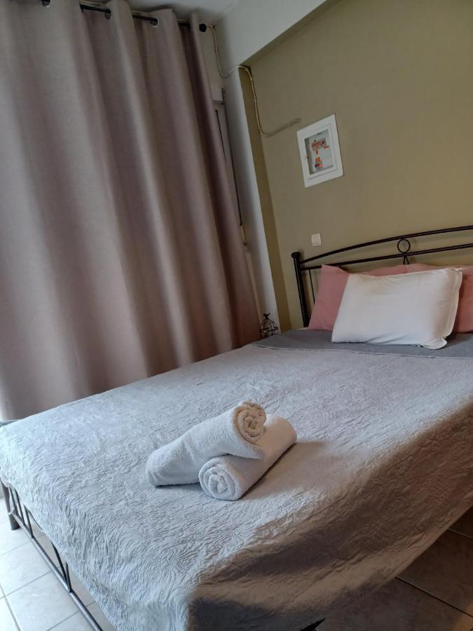 Guest Room Serres Bagian luar foto